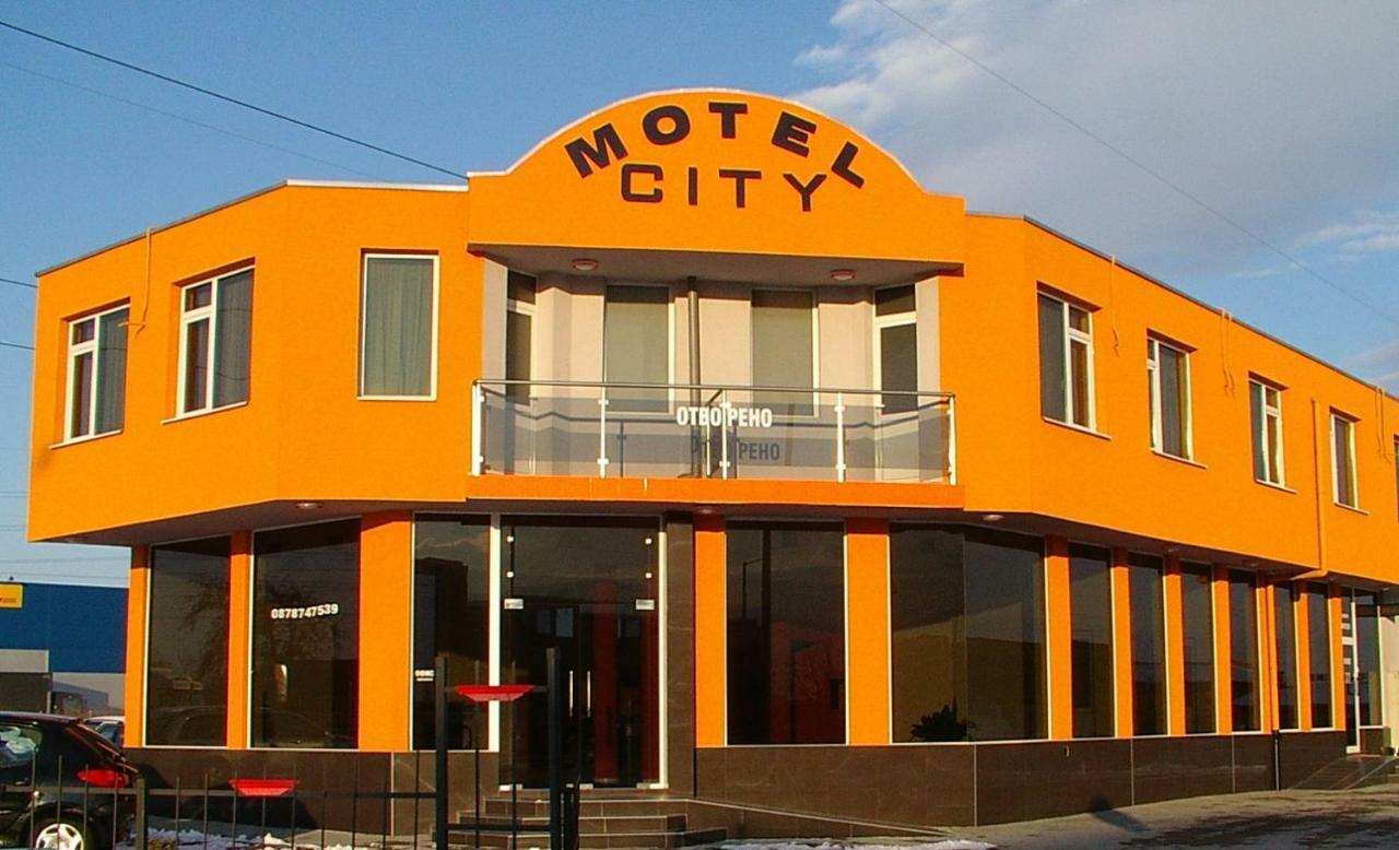 Мотел Сити Plovdiv Buitenkant foto