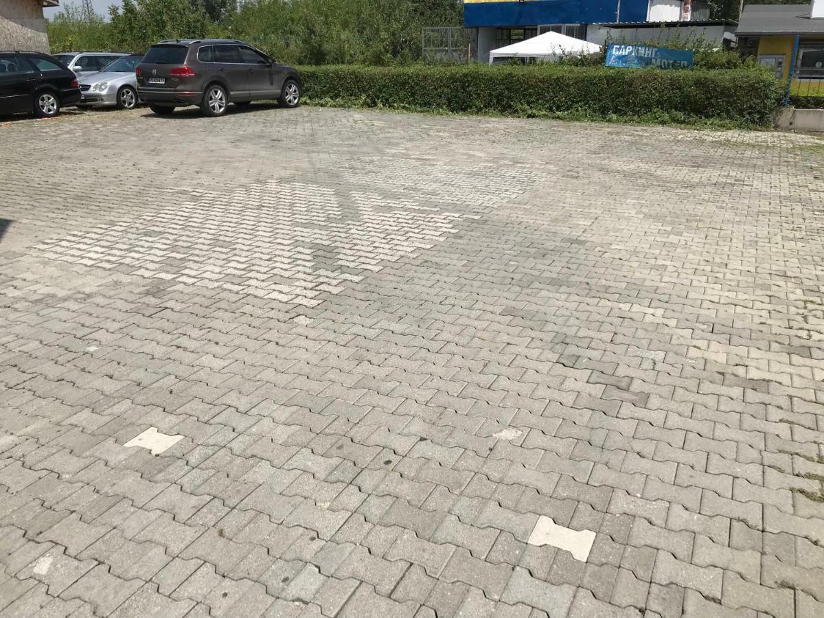 Мотел Сити Plovdiv Buitenkant foto
